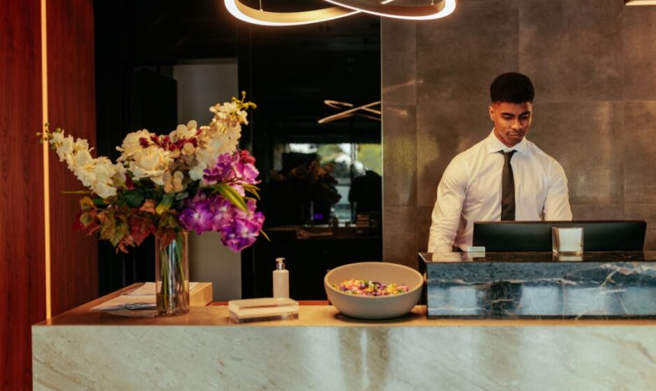 Hotel Front Desk Agent Jobs in UAE